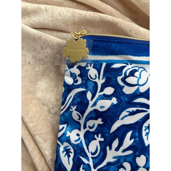 Estée Lauder set of 4 plus bag - Picture 5 of 5